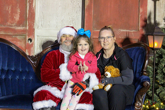 Cookies with Santa 2025-0174