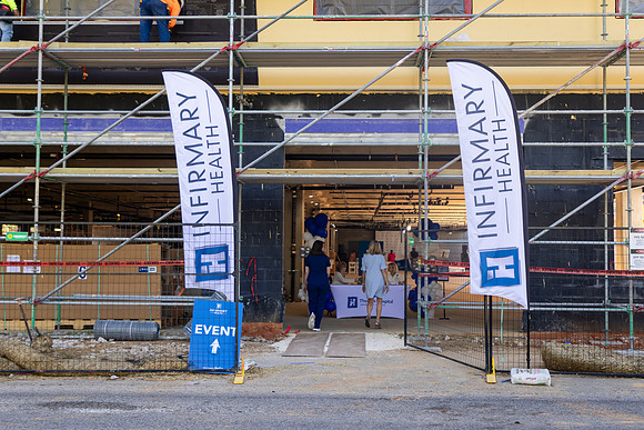 THOMAS-HOSPITAL-TOPPING-OFF-CEREMONY-BLUE-ROOM-PHOTOGRAPHY-4594