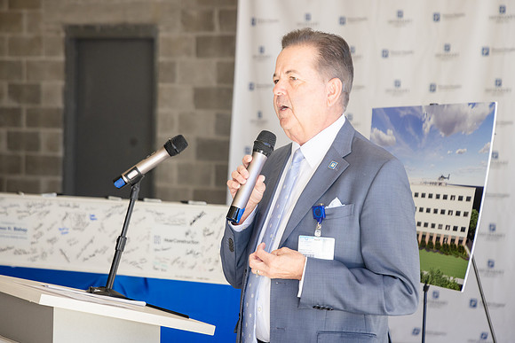 THOMAS-HOSPITAL-TOPPING-OFF-CEREMONY-BLUE-ROOM-PHOTOGRAPHY-4645