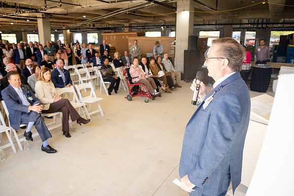 THOMAS-HOSPITAL-TOPPING-OFF-CEREMONY-BLUE-ROOM-PHOTOGRAPHY-4648