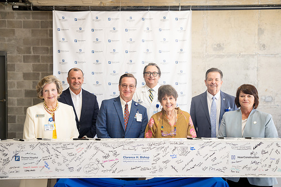 THOMAS-HOSPITAL-TOPPING-OFF-CEREMONY-BLUE-ROOM-PHOTOGRAPHY-4685
