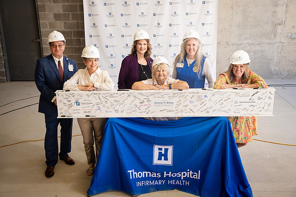 THOMAS-HOSPITAL-TOPPING-OFF-CEREMONY-BLUE-ROOM-PHOTOGRAPHY-4704