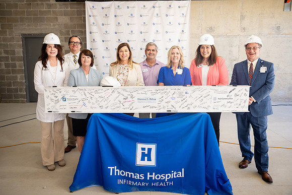 THOMAS-HOSPITAL-TOPPING-OFF-CEREMONY-BLUE-ROOM-PHOTOGRAPHY-4708