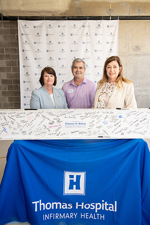 THOMAS-HOSPITAL-TOPPING-OFF-CEREMONY-BLUE-ROOM-PHOTOGRAPHY-4712