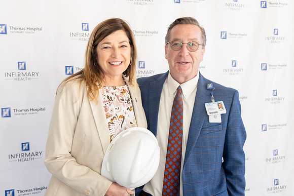 THOMAS-HOSPITAL-TOPPING-OFF-CEREMONY-BLUE-ROOM-PHOTOGRAPHY-4719