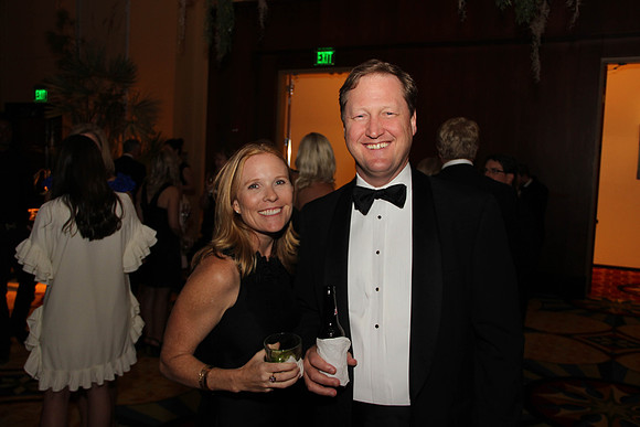 cb (142 of 380)