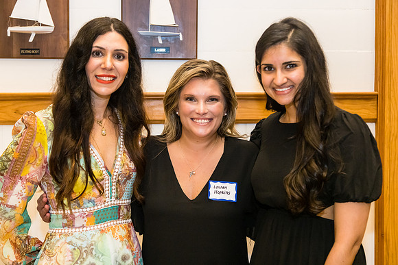THOMAS-HOSPITAL-INTERNAL-MEDICINE-RESIDENCY-GRADUATION-BLUE-ROOM-PHOTOGRAPHY-2876