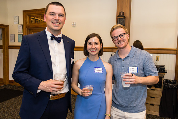 THOMAS-HOSPITAL-INTERNAL-MEDICINE-RESIDENCY-GRADUATION-BLUE-ROOM-PHOTOGRAPHY-2864