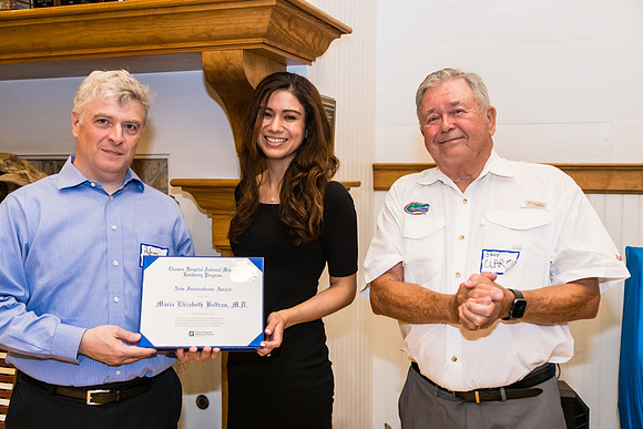THOMAS-HOSPITAL-INTERNAL-MEDICINE-RESIDENCY-GRADUATION-BLUE-ROOM-PHOTOGRAPHY-2964
