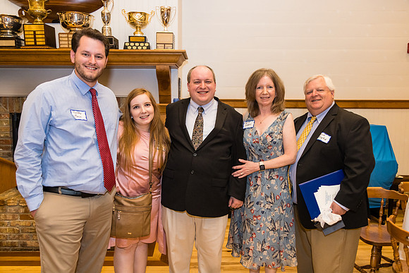 THOMAS-HOSPITAL-INTERNAL-MEDICINE-RESIDENCY-GRADUATION-BLUE-ROOM-PHOTOGRAPHY-2988