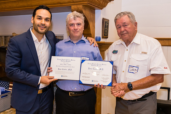 THOMAS-HOSPITAL-INTERNAL-MEDICINE-RESIDENCY-GRADUATION-BLUE-ROOM-PHOTOGRAPHY-2951
