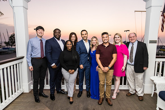 THOMAS-HOSPITAL-INTERNAL-MEDICINE-RESIDENCY-GRADUATION-BLUE-ROOM-PHOTOGRAPHY-2976