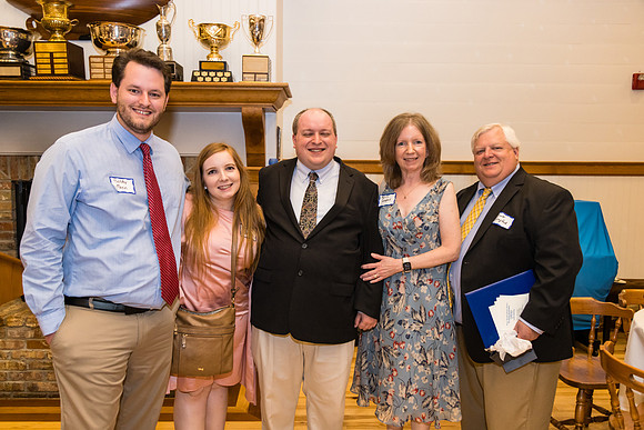 THOMAS-HOSPITAL-INTERNAL-MEDICINE-RESIDENCY-GRADUATION-BLUE-ROOM-PHOTOGRAPHY-2989