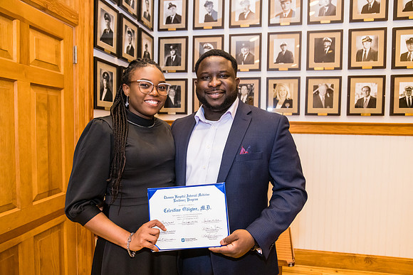 THOMAS-HOSPITAL-INTERNAL-MEDICINE-RESIDENCY-GRADUATION-BLUE-ROOM-PHOTOGRAPHY-2993