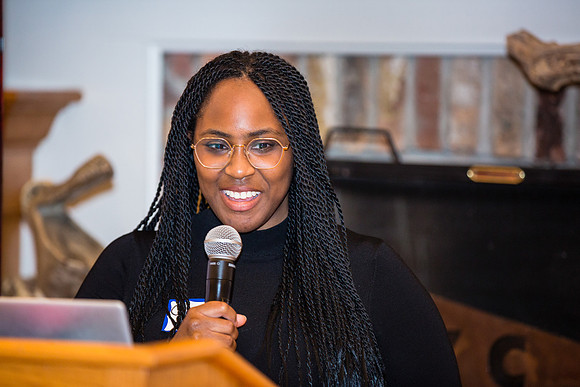 THOMAS-HOSPITAL-INTERNAL-MEDICINE-RESIDENCY-GRADUATION-BLUE-ROOM-PHOTOGRAPHY-7934