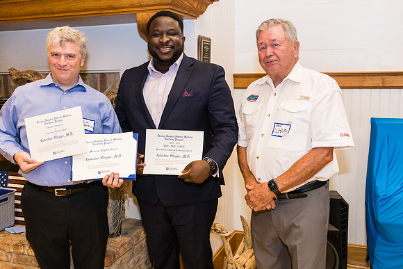 THOMAS-HOSPITAL-INTERNAL-MEDICINE-RESIDENCY-GRADUATION-BLUE-ROOM-PHOTOGRAPHY-2960
