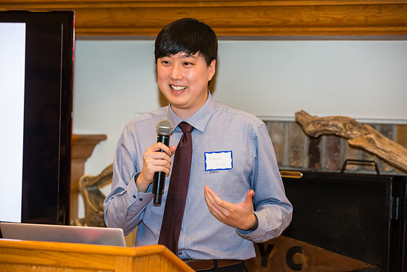 THOMAS-HOSPITAL-INTERNAL-MEDICINE-RESIDENCY-GRADUATION-BLUE-ROOM-PHOTOGRAPHY-7924