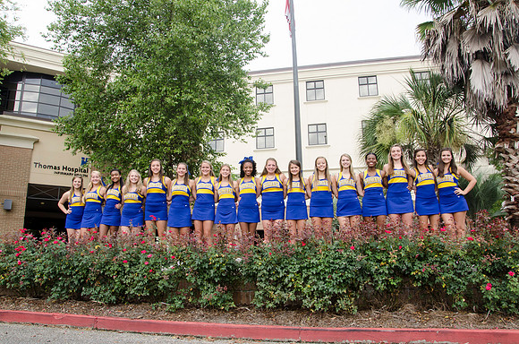 pirate cheerleaders_MHD1173