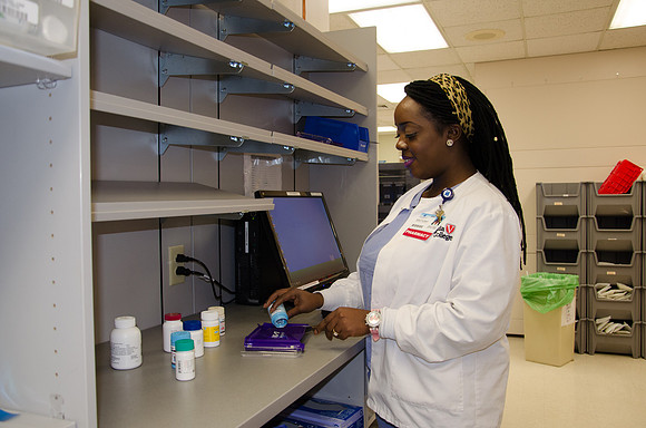 MI_Pharmacy_2015-5045