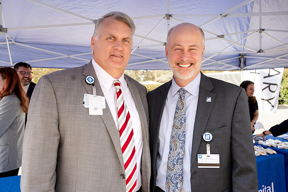 IH-GROUNDBREAKING-BLUE-ROOM-PHOTOGRAPHY-9763