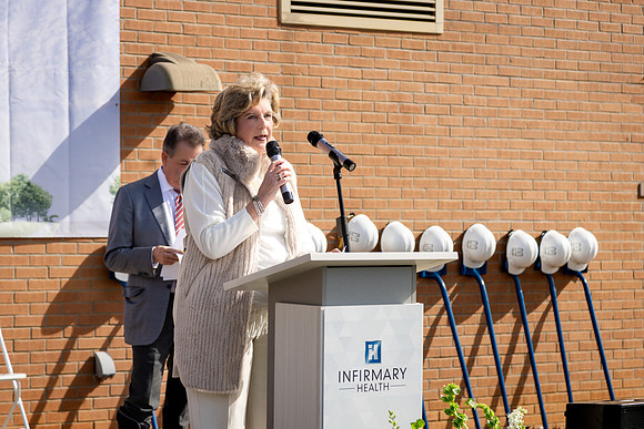 IH-GROUNDBREAKING-BLUE-ROOM-PHOTOGRAPHY-9775