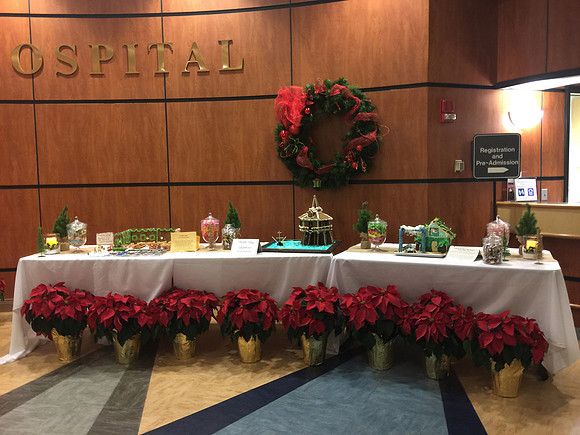 CC gingerbread table_5696
