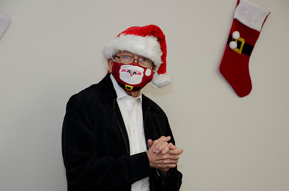 Resident_Christmas_20__INF9276