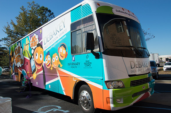 IH_DeBakey_Drug_Bus_20170013