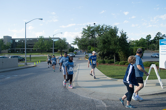 Walk-10010