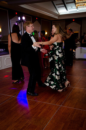 dancing_inf4604