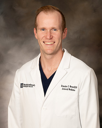 Newell_Brandon_Headshot