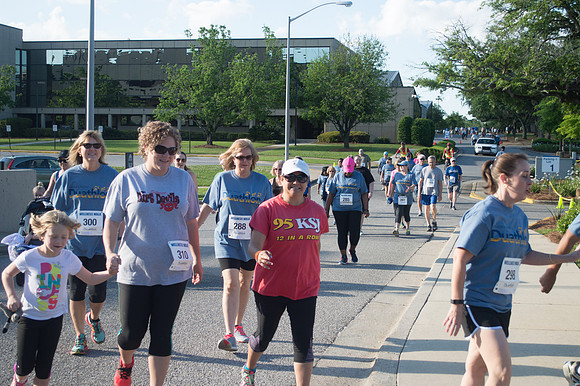 Walk-10004