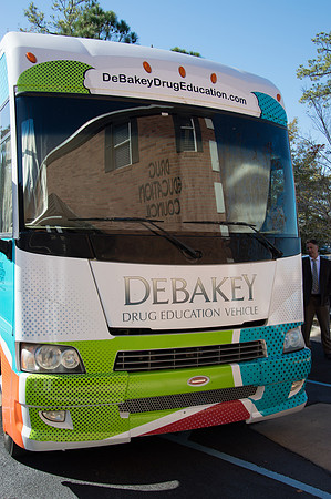 IH_DeBakey_Drug_Bus_20170017