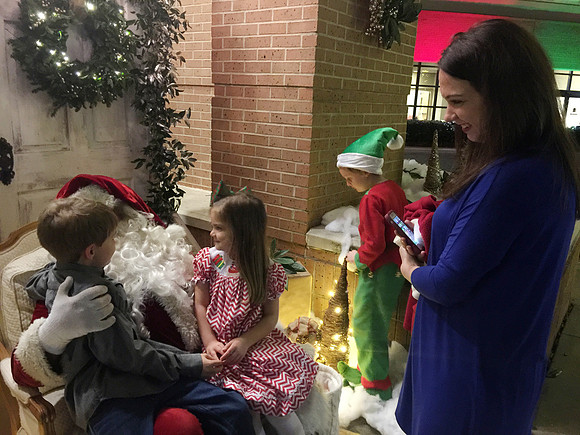 CC Santa Candid_5731