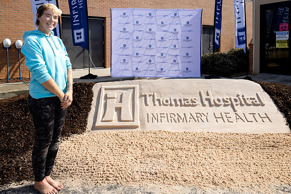 IH-GROUNDBREAKING-BLUE-ROOM-PHOTOGRAPHY-9740